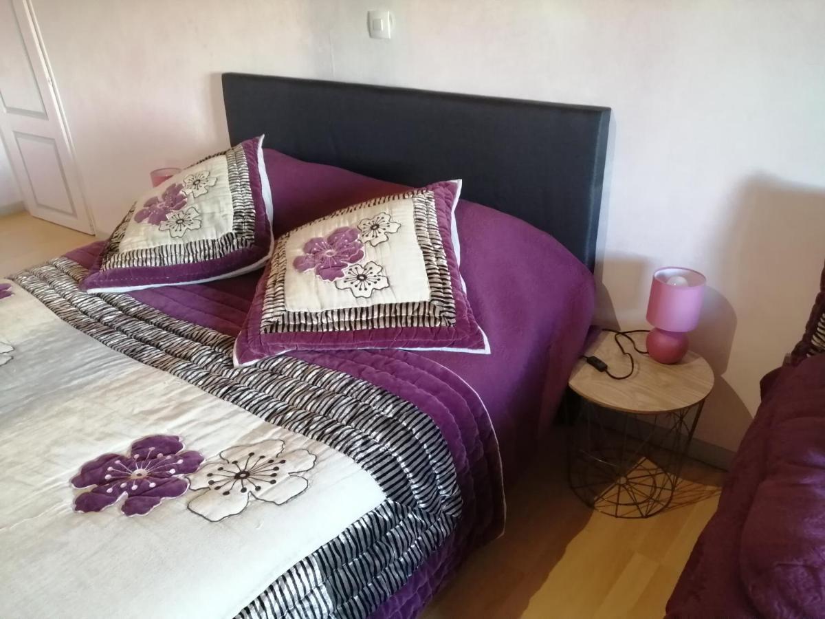 Les Tourterelles Bed & Breakfast Chabournay Eksteriør bilde