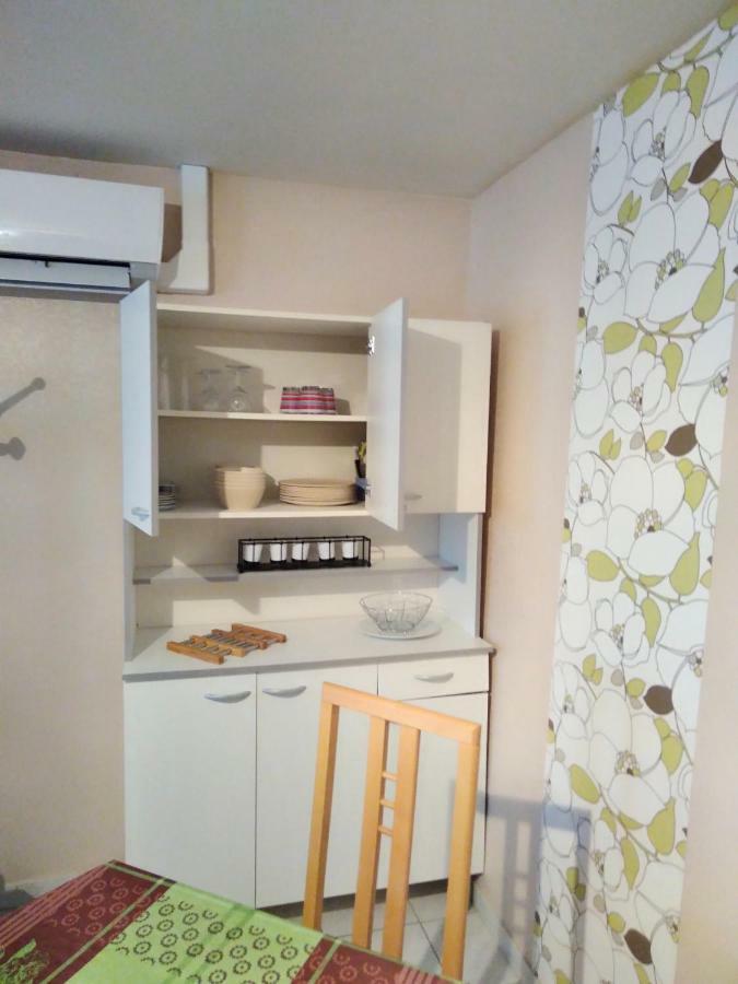 Les Tourterelles Bed & Breakfast Chabournay Eksteriør bilde